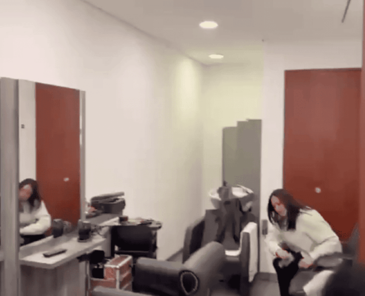 Revelan salón de belleza en instalaciones del Senado