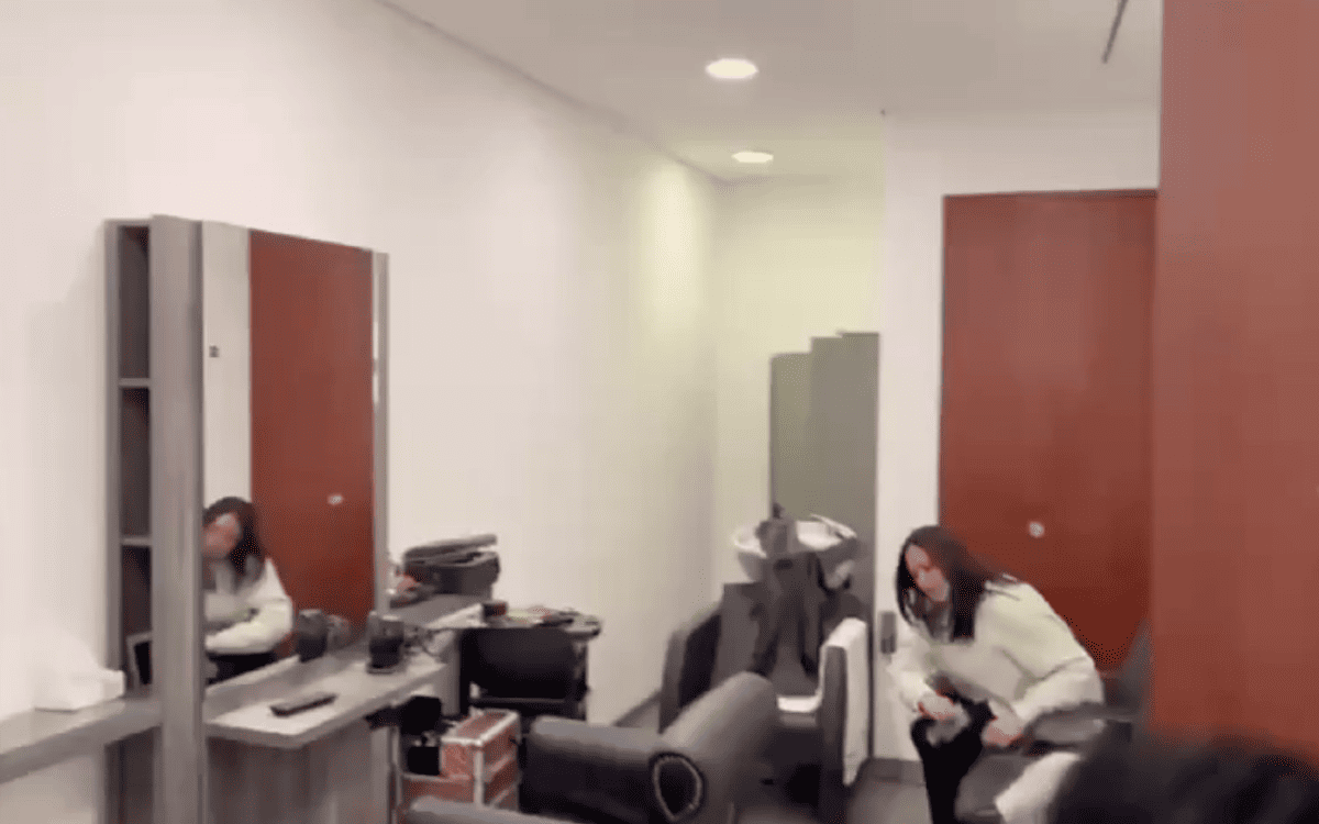 Revelan salón de belleza en instalaciones del Senado