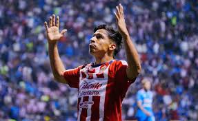 Ángel Sepúlveda celebra con intensidad tras su destacada actuación en el triunfo donde Cruz Azul le quito el invicto a las Chivas.