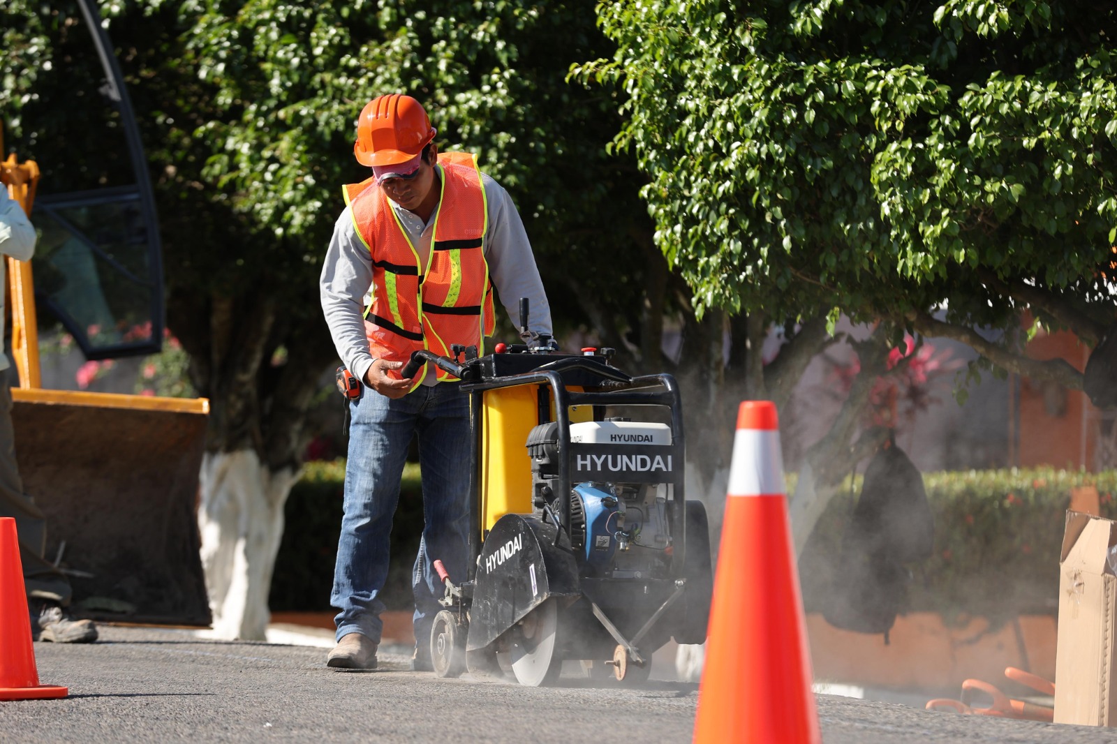 Atienden rezago histórico en servicios básicos