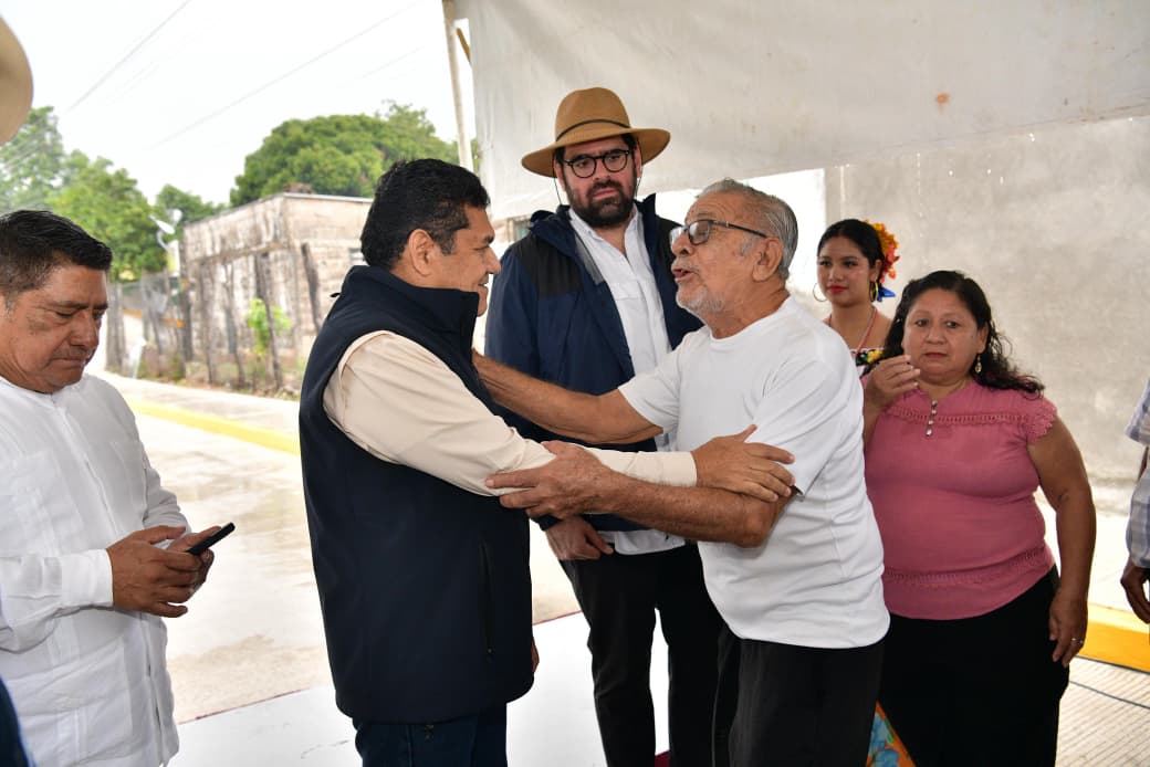 don Horacio Alamilla llegó al parque central de villa