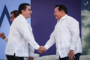 El Gobernador Joaquín Díaz Mena encabezó la colocación de la primera columna para la construcción de la sede de la División Sureste de BBVA en Mérida