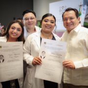 ¡Salud Crece! Nuevos médicos fortalecen atención en Yucatán