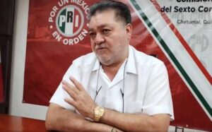 El exdirigente señala desacuerdos con decisiones recientes del partido 