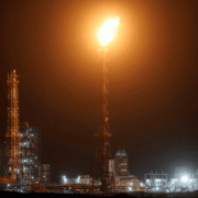 Ataques a instalaciones energéticas elevan tensión global