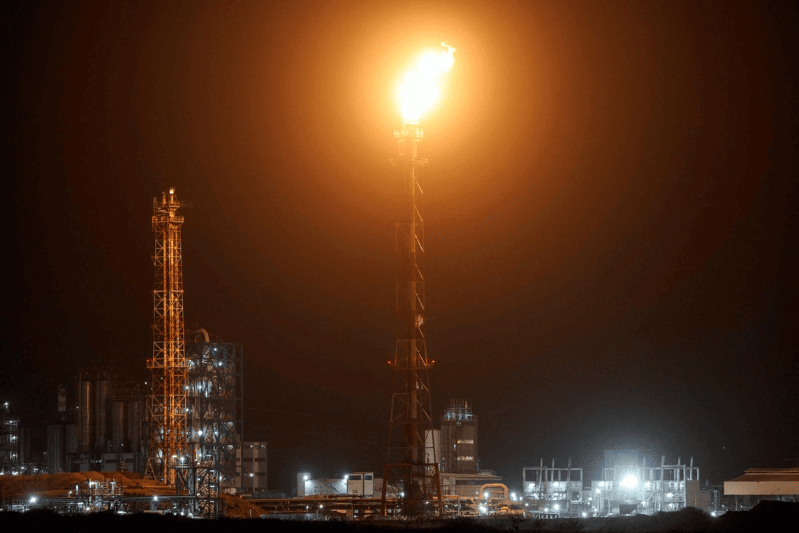 Ataques a instalaciones energéticas elevan tensión global