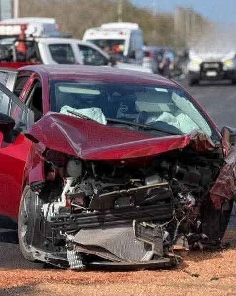 Brutal choque frontal en la Conkal–Mocochá deja varios lesionados