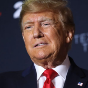 Acusan a Trump de realizar una guerra "ilegal" contra Irán