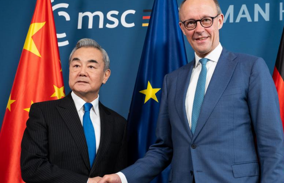 Condena de China y tensión energética global