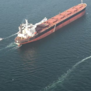 Irán tiene control "total" del estrecho de Ormuz según la Guardia Revolucionaria