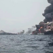 EEEUU hunde navío iraní con torpedo, no se veía algo así desde la Segunda Guerra Mundial