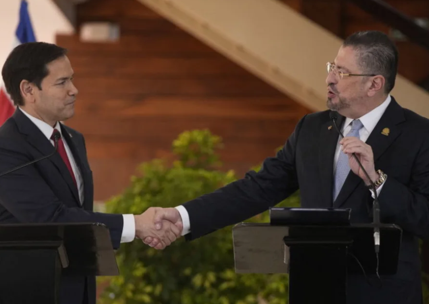 Líderes de América Latina invitados a la cumbre y su alineación política