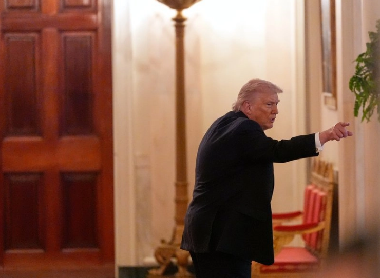 Trump dice que no habrá acuerdo con Irán al menos que se rindan absolutamente