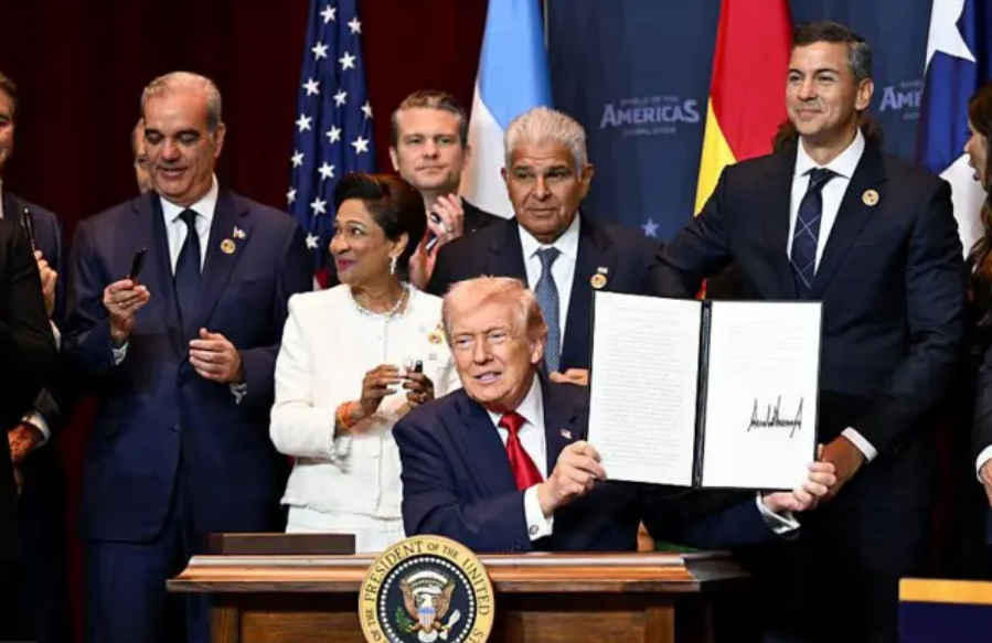 Trump anuncia la creación de una coalición militar anticarteles