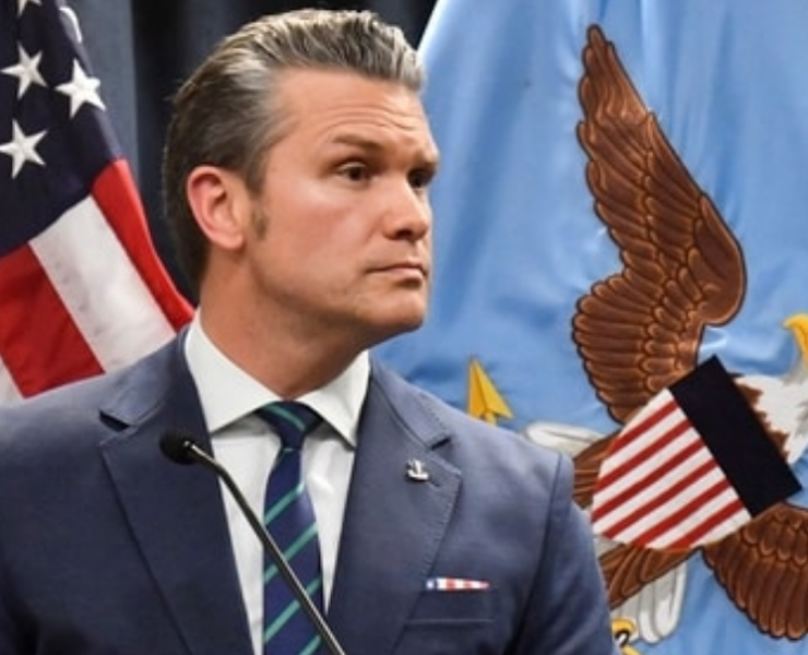 Jefe del Pentágono preocupa al mundo diciendo que hoy 10 de Marzo "será el día mas intenso"