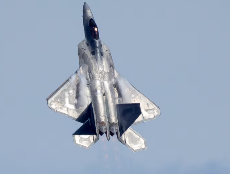 Estados Unidos aumentó su presencia militar cerca de Irán