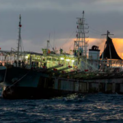 Sudáfrica interceptó cuatro barcos chinos que alteraban sistemas de rastreo