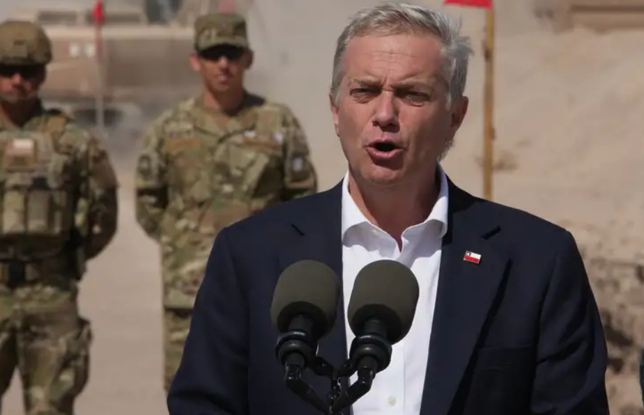 Chile inaugura obras de barrera fronteriza con Perú