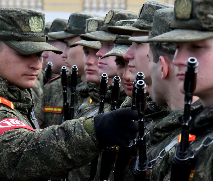 Ejército ruso sufre enormes abandonos y bajas creando una crisis interna