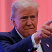 Trump reitera haber "borrado" a Irán del mapa gracias a las recientes ofensivas