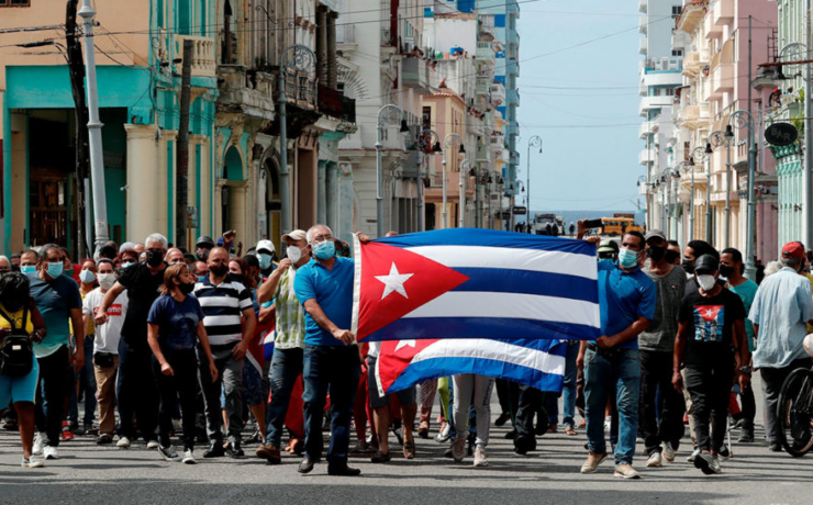 Protestan en Cuba por crisis energética y desabastecimiento de combustible