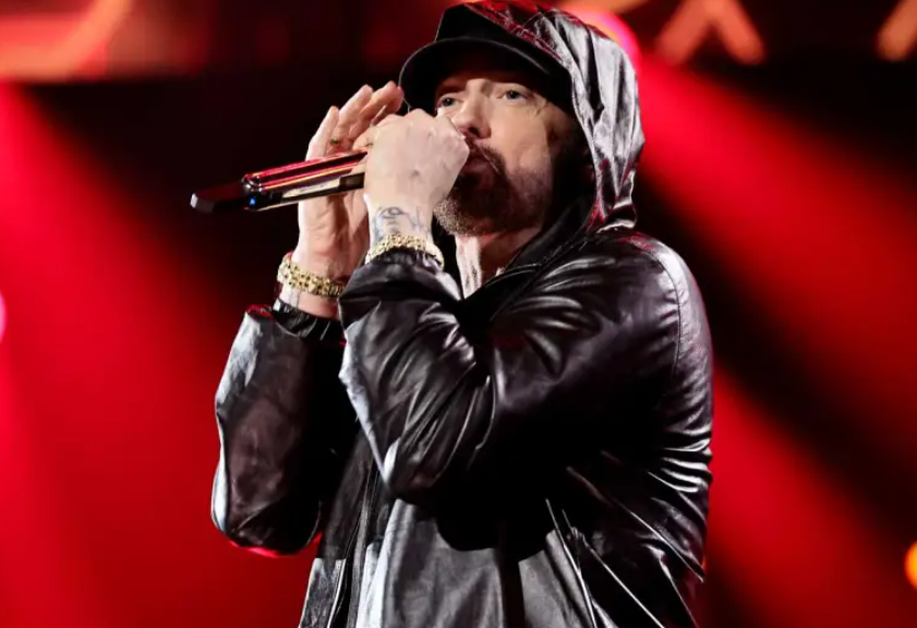 Eminem cumplirá 18 años de sobriedad en Abril de este 2026