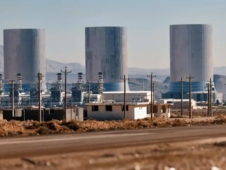 Los puntos energéticos clave que Trump podría atacar en Irán