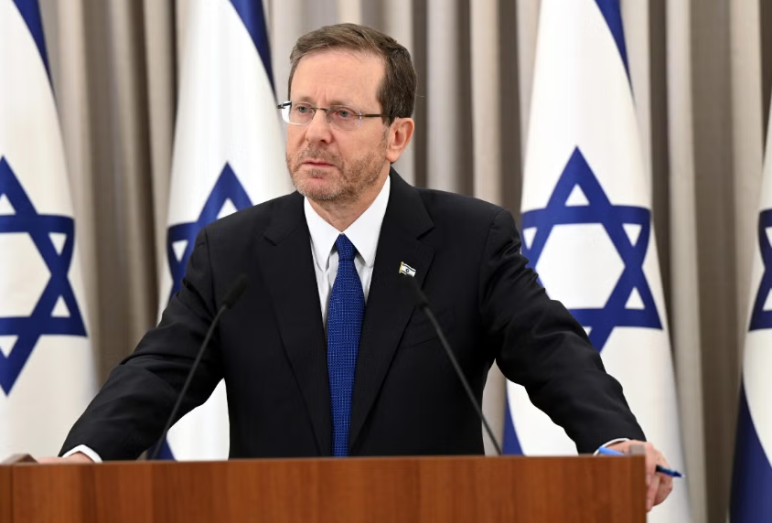 Presidente de Israel se resguarda tras ataque con misiles