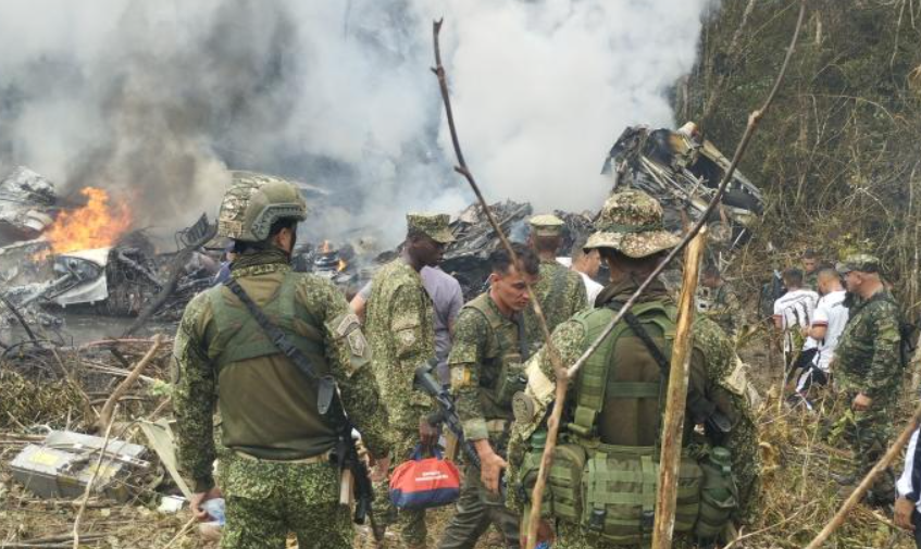 Avión militar en Colombia se desploma y se reportan 66 fallecidos