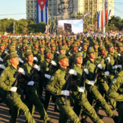 ¿Cuba puede resistir asalto de EEUU? El mundo observa distante