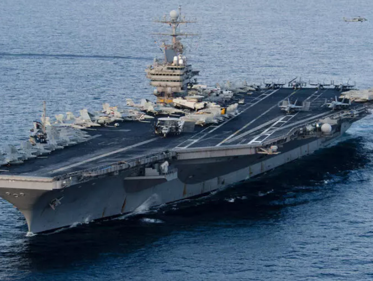 Irán firma que "golpeo fuerte" a EEUU en el mar Arábigo