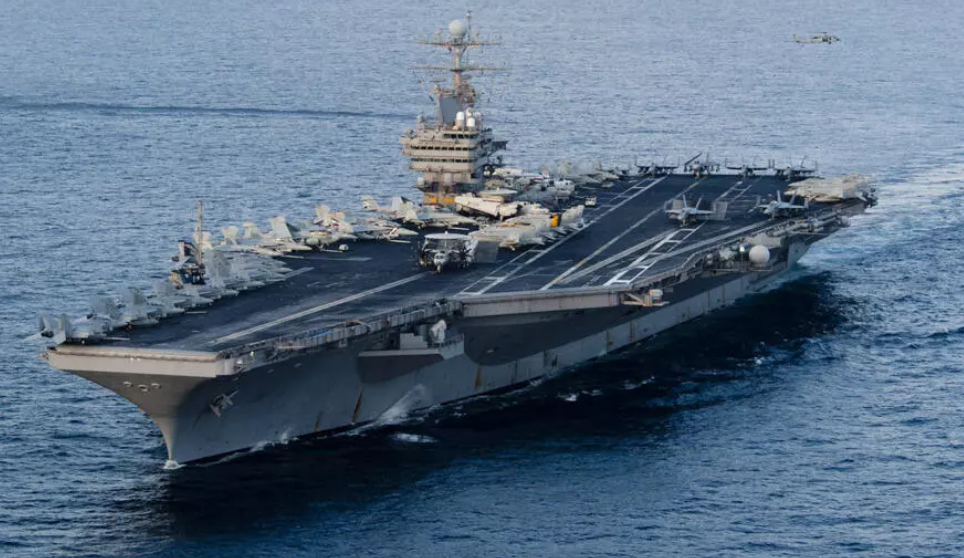 Irán firma que "golpeo fuerte" a EEUU en el mar Arábigo