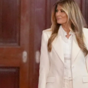 Melania Trump tuvo un "invitado" sorpresa en lugar de su esposo