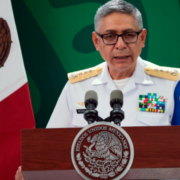 SEMAR habla de las causas del derrame impactante