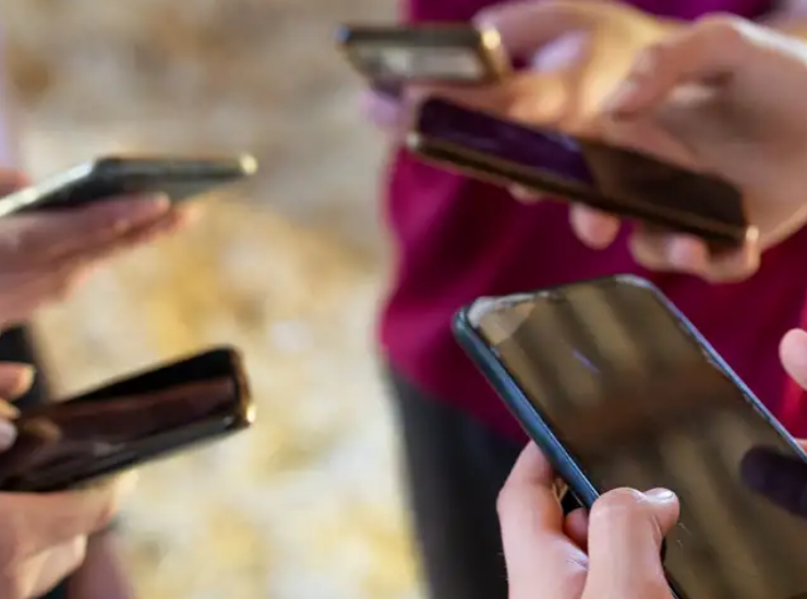 Austria prohibirá las redes sociales: Impacto y restricciones