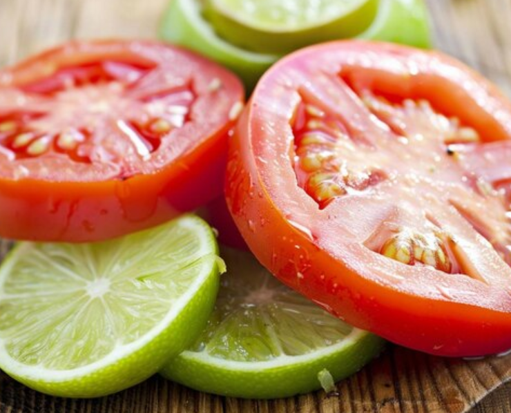 Precios del tomate y limón se disparan drásticamente