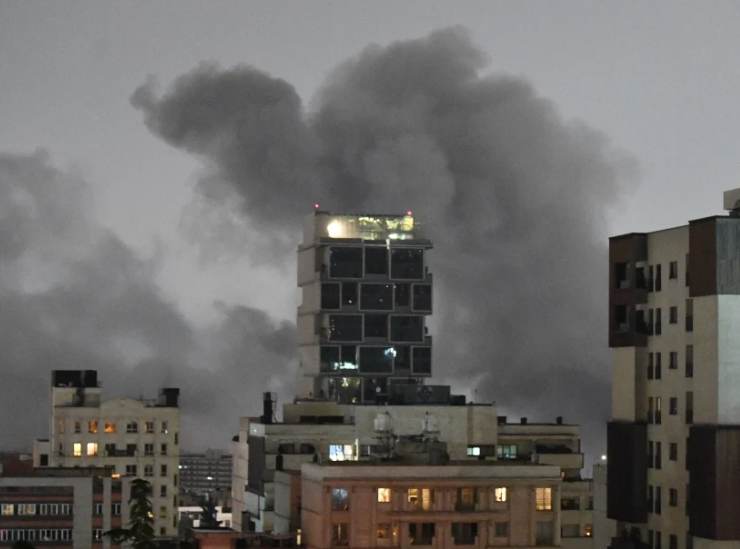 La guerra en Irán cumple un mes y Trump parece no ser capaz de detenerla