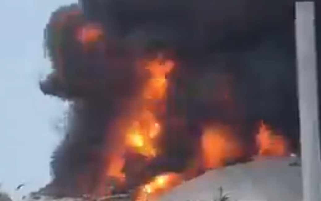 Misiles alcanza refinería israelí en la ciudad de Haifa