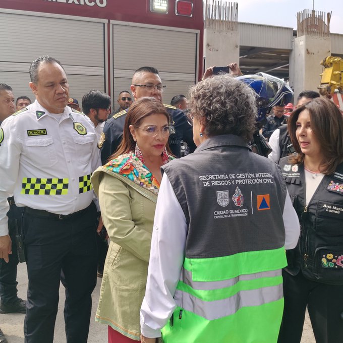 Colapso de inmueble en demolición moviliza a cuerpos de emergencia en la alcaldía Cuauhtémoc; continúan labores de rescate