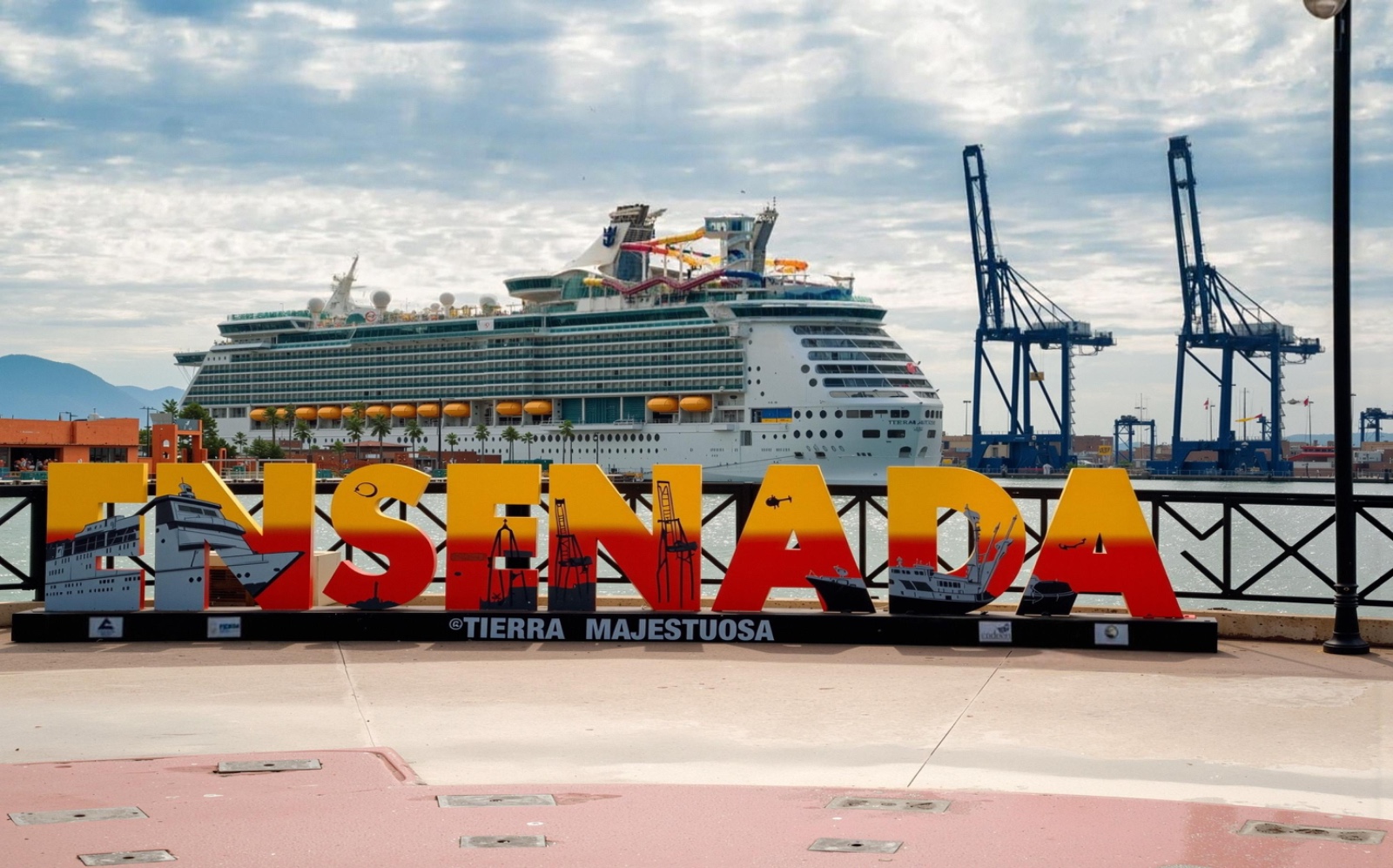 Construcción de nuevo muelle en Ensenada