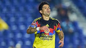 El delantero chileno Víctor Dávila sufrió una ruptura del ligamento cruzado anterior, por lo que estará fuera varios meses del Club América.