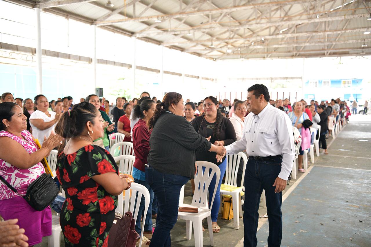 Gobierno del Pueblo refrendó su confianza en las mujeres 