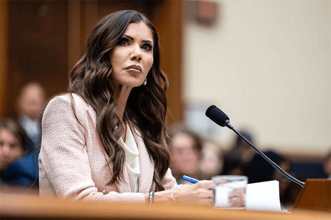 Kristi Noem asumirá nuevo cargo