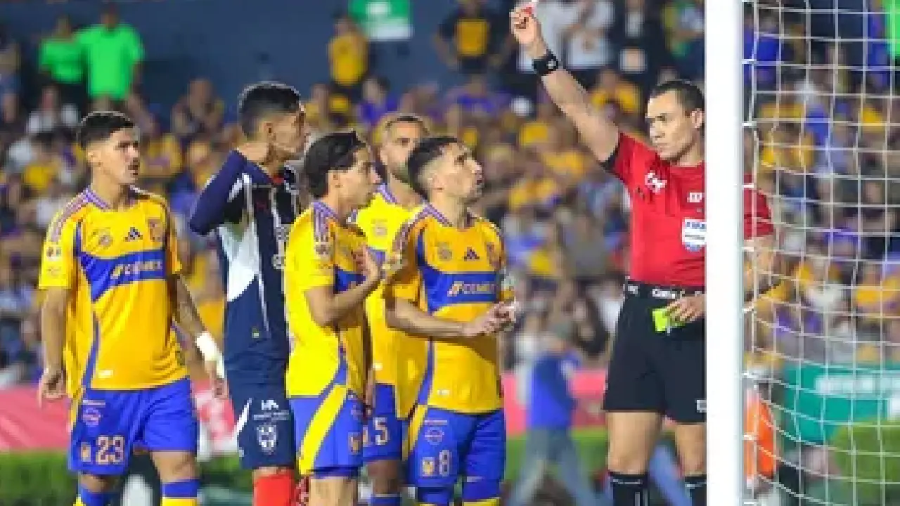 La rivalidad que divide a Nuevo León historia del Clásico Regio