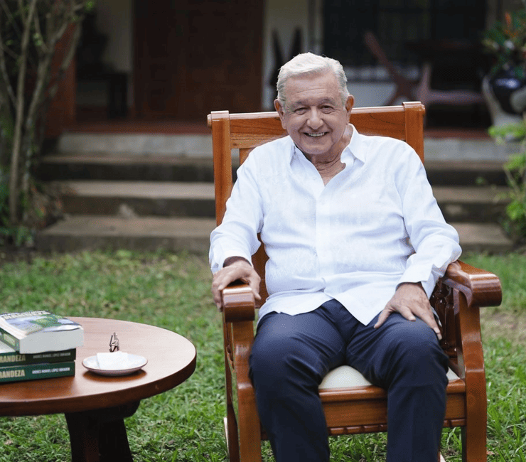 López Obrador reaparece en redes