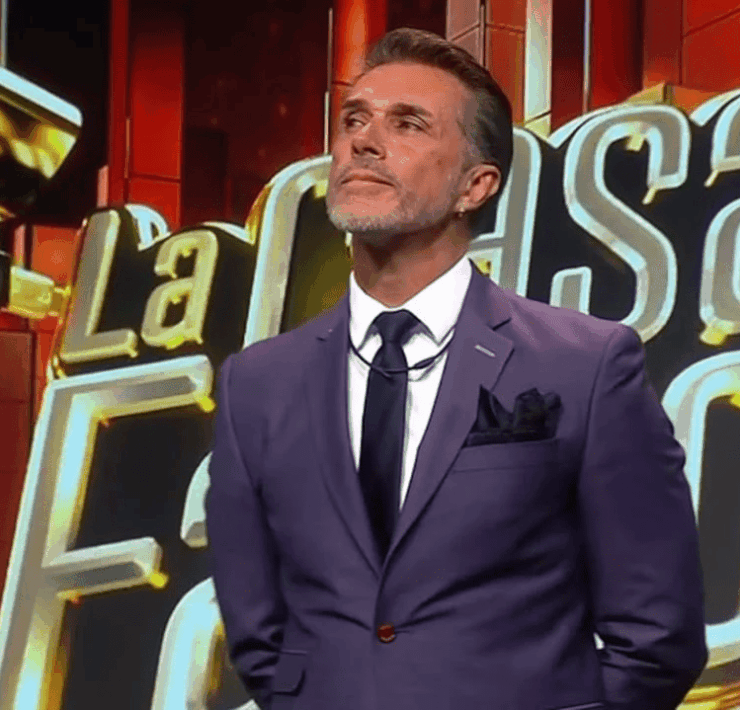 Morena analiza situación de Sergio Mayer