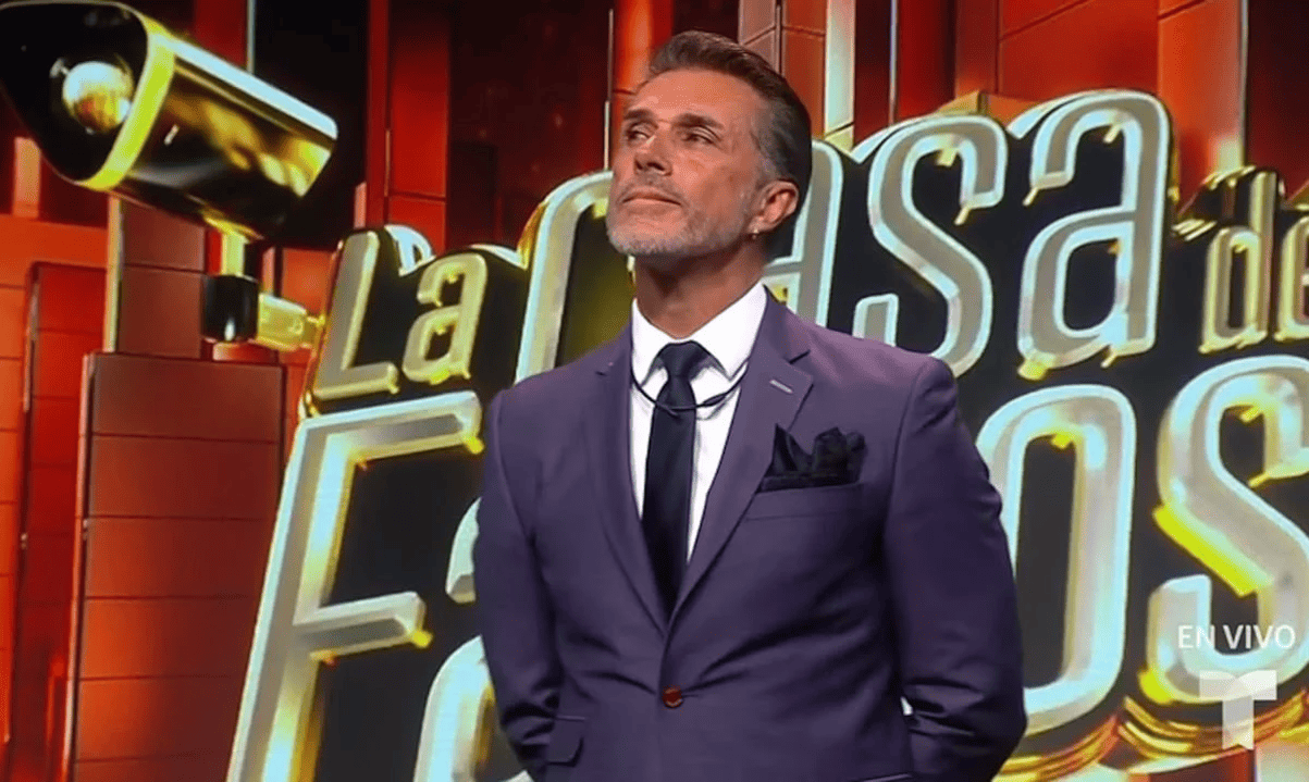 Morena analiza situación de Sergio Mayer