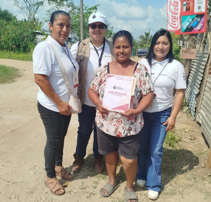 IEAT celebra que 3,333 personas concluyen sus estudios