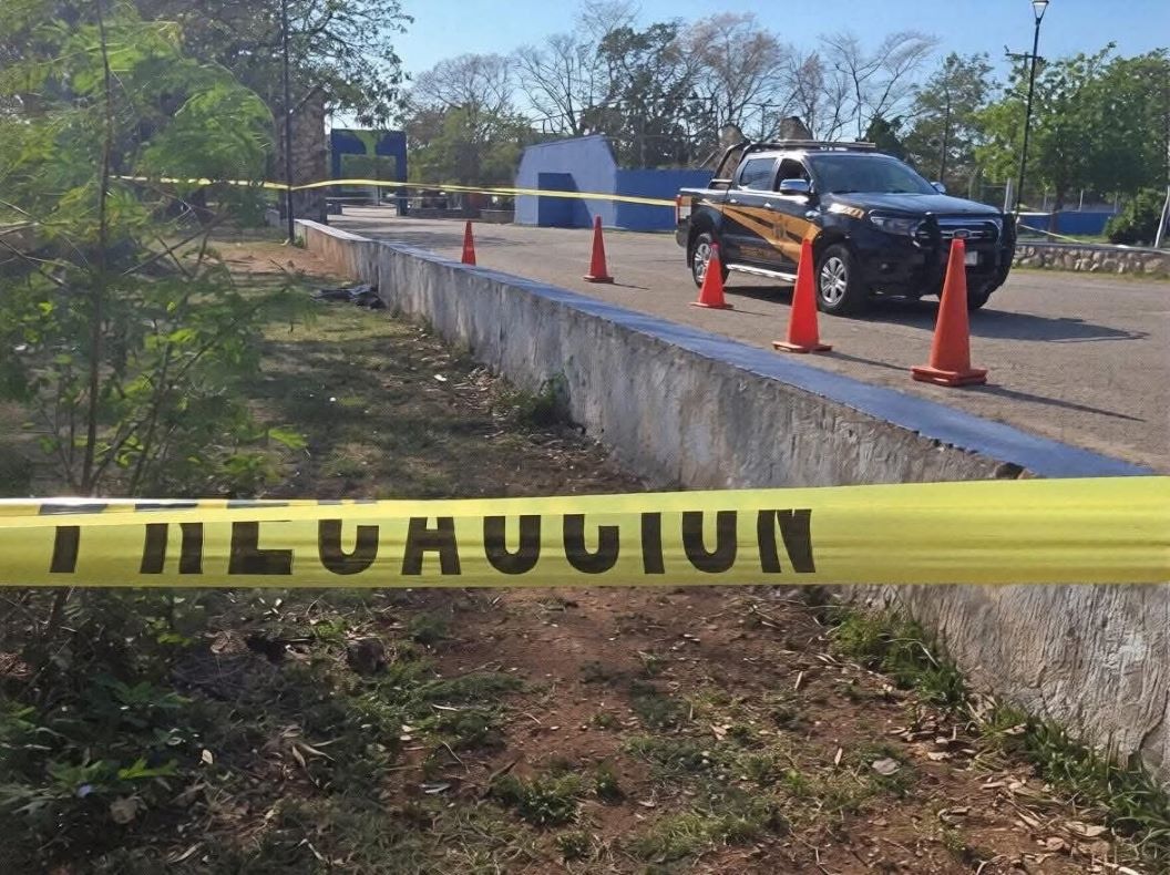 Riña entre estudiantes en un parque escala a ataque con arma blanca