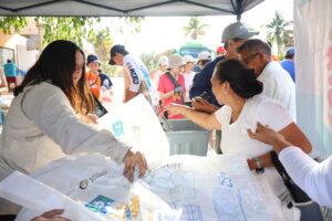 Suman esfuerzos en San Crisanto para sanear siete kilómetros de costa